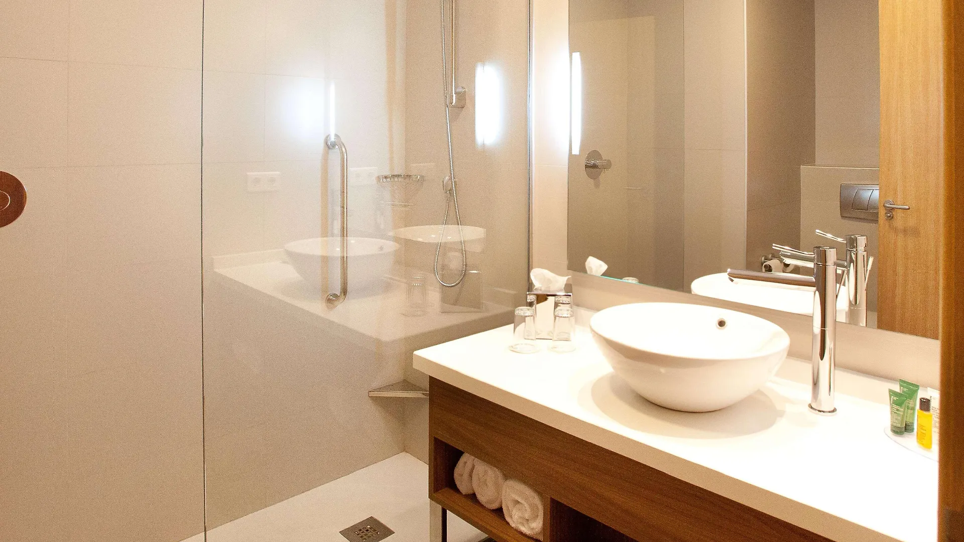 Hilton Garden Inn Malaga 4*,